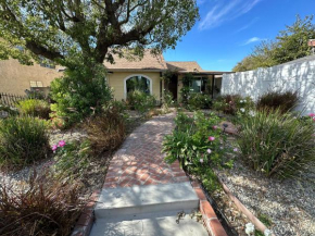 Charming 3-bedroom 2-Bathroom house in North Hollywood